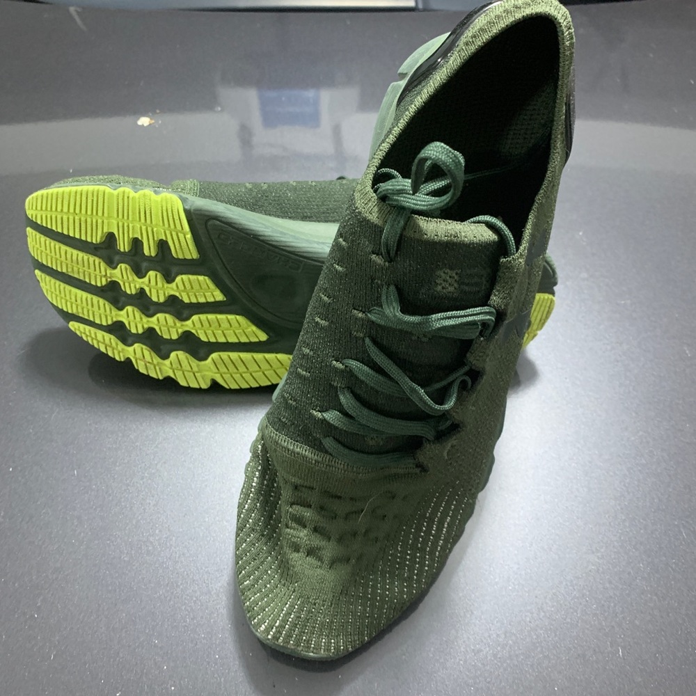 Under Armor Knits - Picture 4 of 4